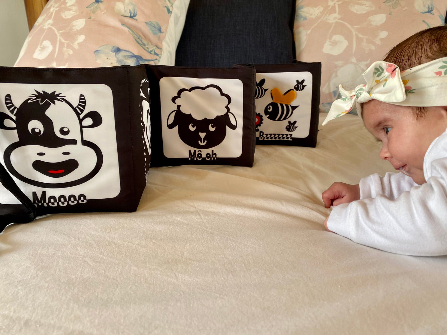 High Contrast Cot Buddy - Cot Bumper