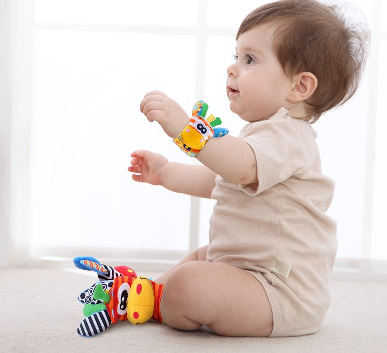 High Contrast Wrist Rattles & Socks – Think Baby High Contrast